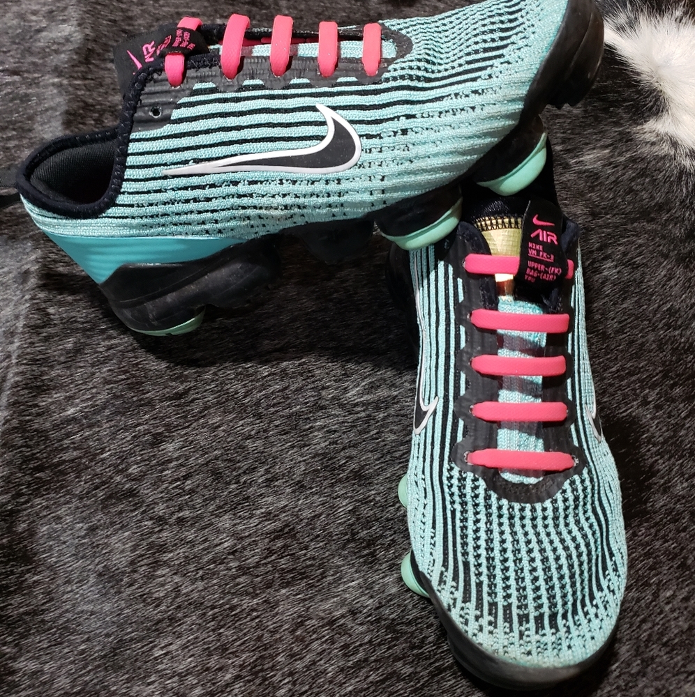 Nike VaporMax 6y blue and pink